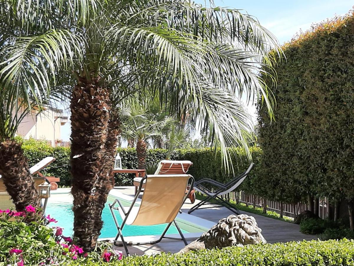 Casa Vacanze Etna Cocus サンタ・ヴェネリーナ エクステリア 写真