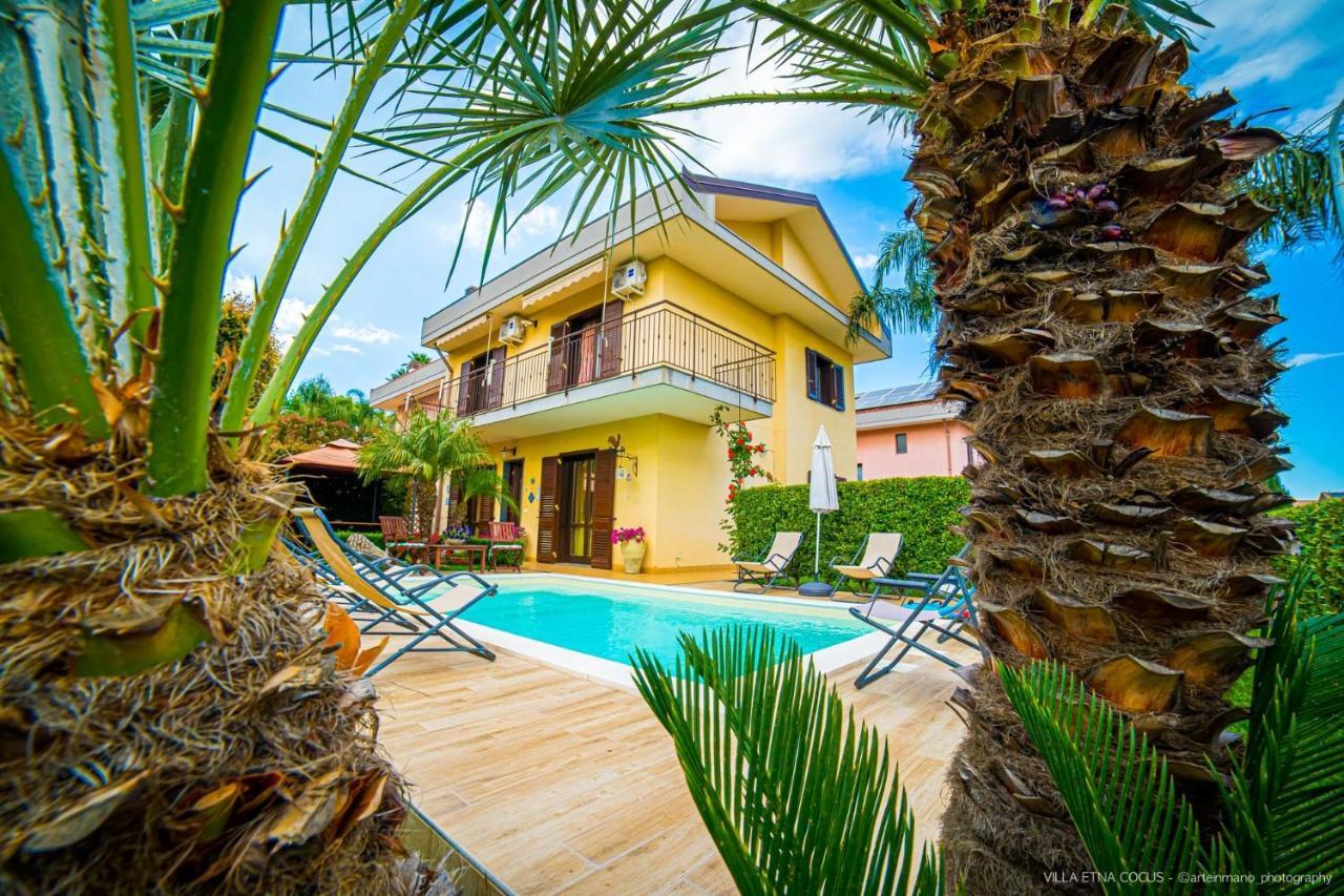 Casa Vacanze Etna Cocus サンタ・ヴェネリーナ エクステリア 写真